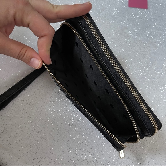 KATE SPADE Black Staci Large Carryall Wristlet Clutch Wallet - Picture 7 of 8